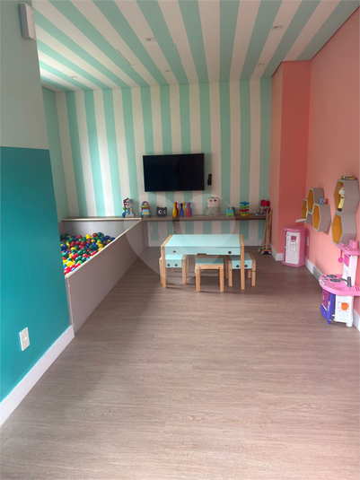 Foto REO1120858