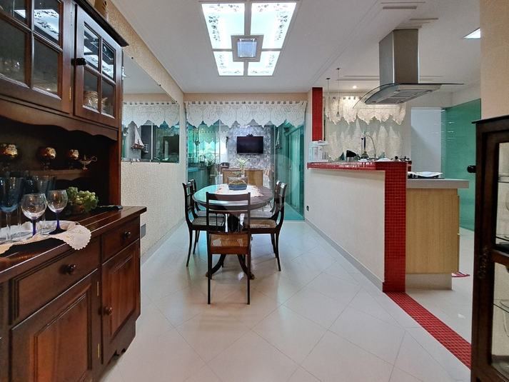 Foto REO1120859