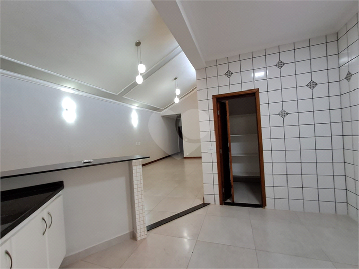 Foto REO1120889