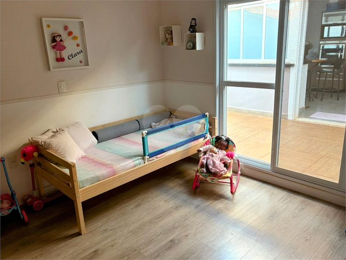 Foto REO1120908