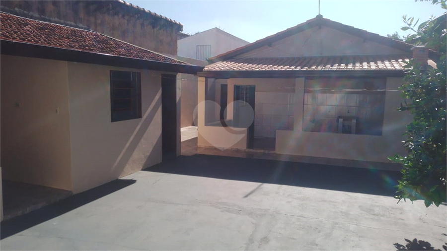 Foto REO1120981