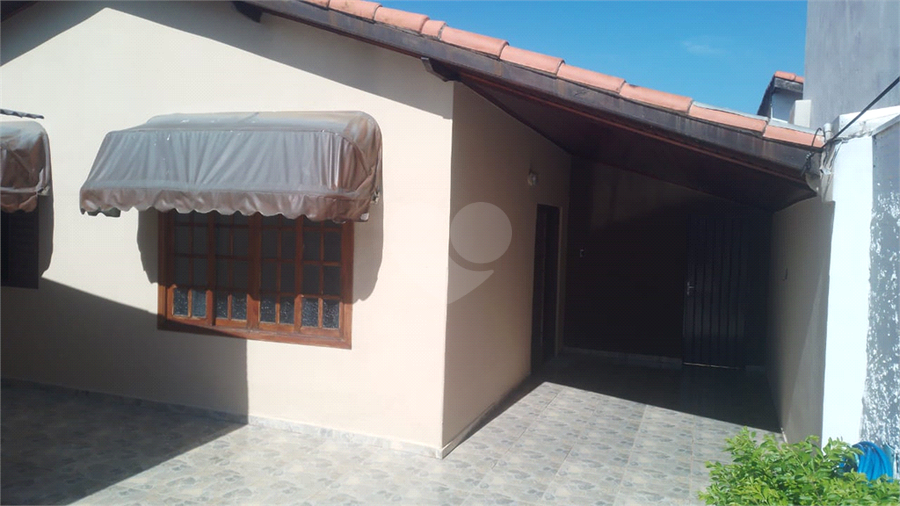 Foto REO1120981