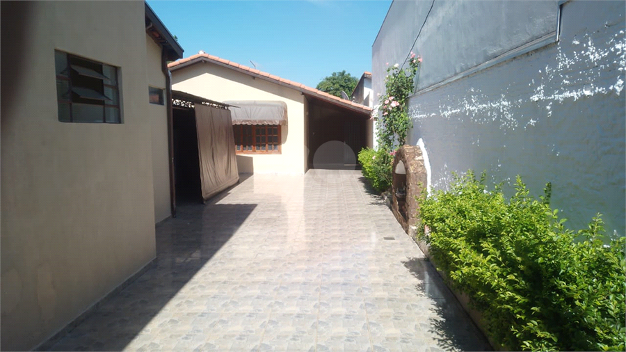 Foto REO1120981