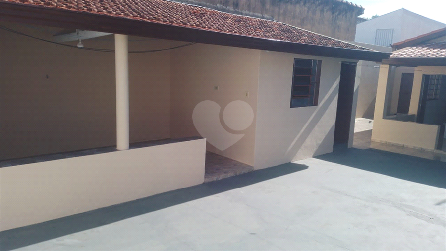 Foto REO1120981