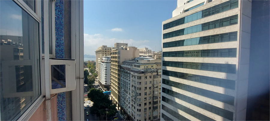 Foto REO1121081