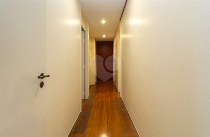 Foto REO1121153