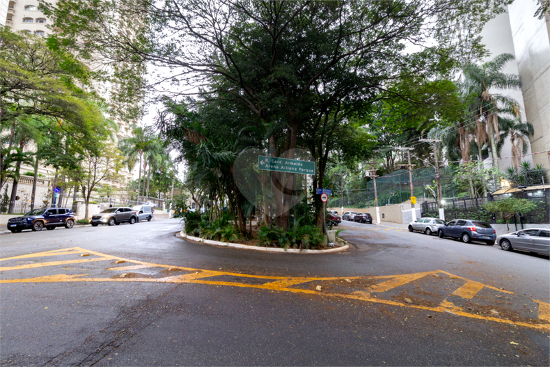 Foto REO1121153