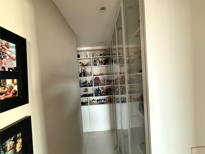 Foto REO1121154