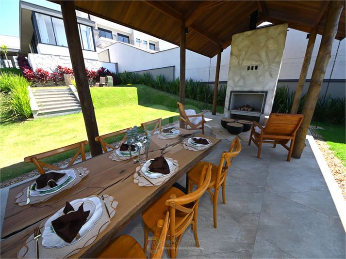 Foto REO1121157