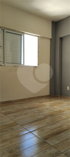 Foto REO1121186