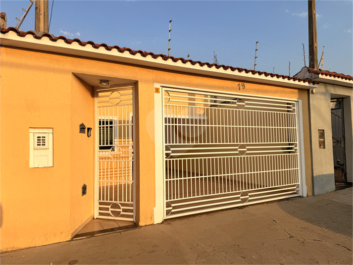 Foto REO1121195