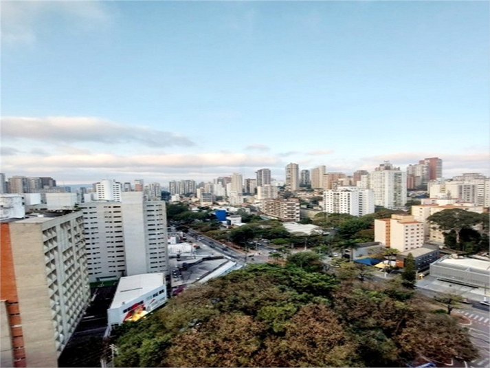 Foto REO1121251