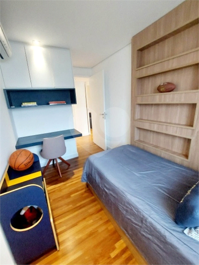 Foto REO1121251