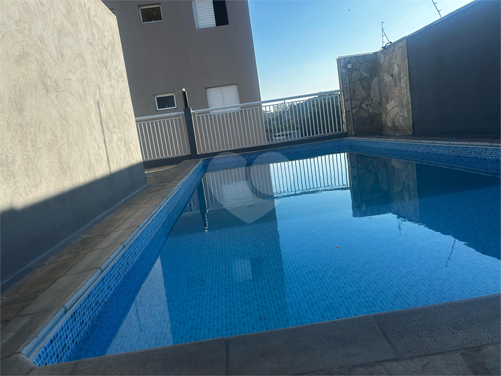 Foto REO1121316