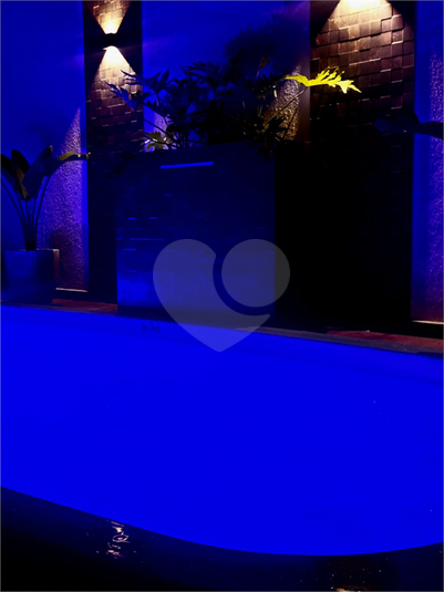 Foto REO1121318