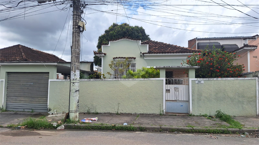 Foto REO1121323