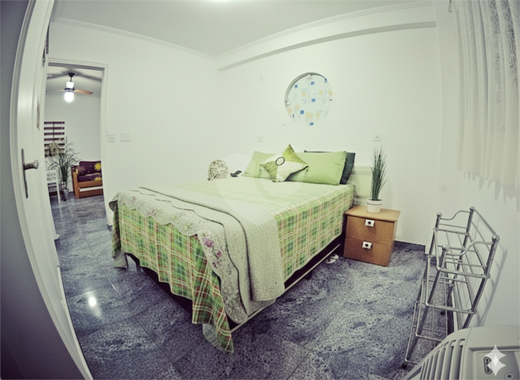 Foto REO1121332