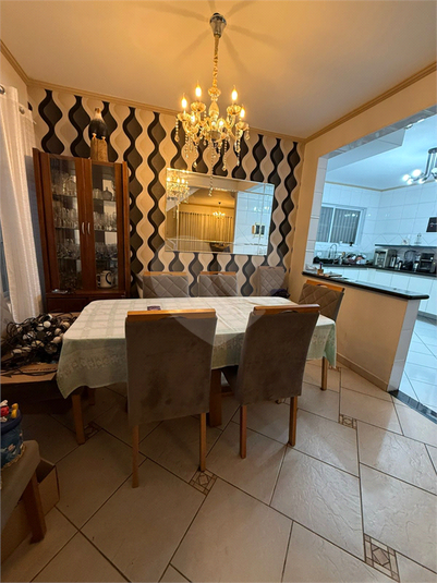 Foto REO1121344
