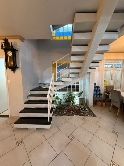 Foto REO1121344