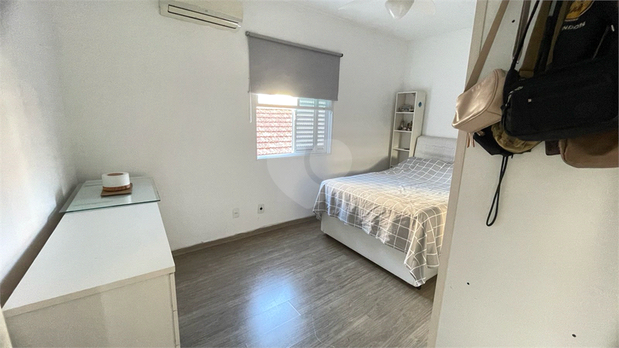 Foto REO1121381