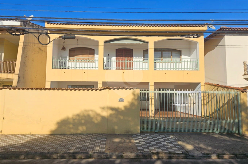 Foto REO1121396