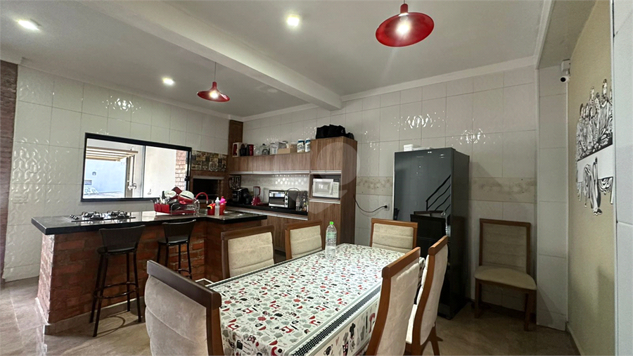 Foto REO1121418