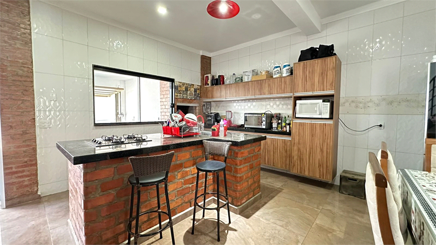 Foto REO1121418