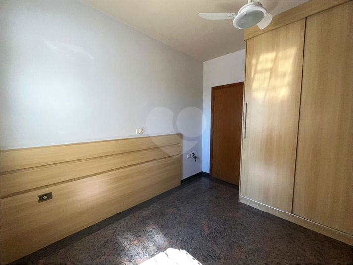 Foto REO1121461