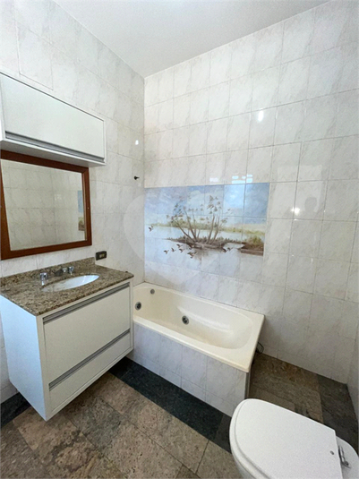 Foto REO1121461
