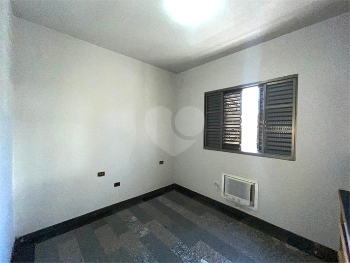 Foto REO1121461