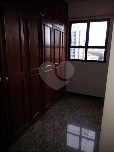 Foto REO1121495