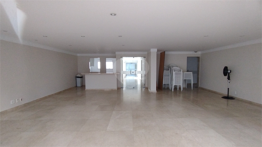 Foto REO1121534