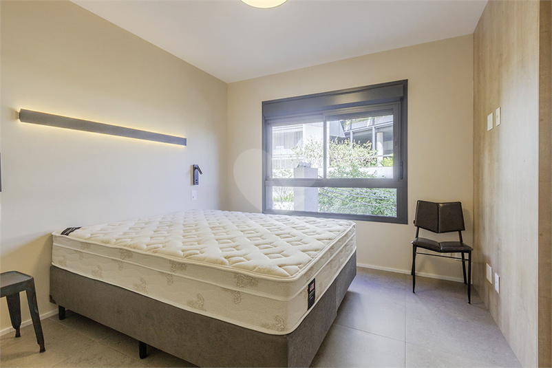 Foto REO1121537