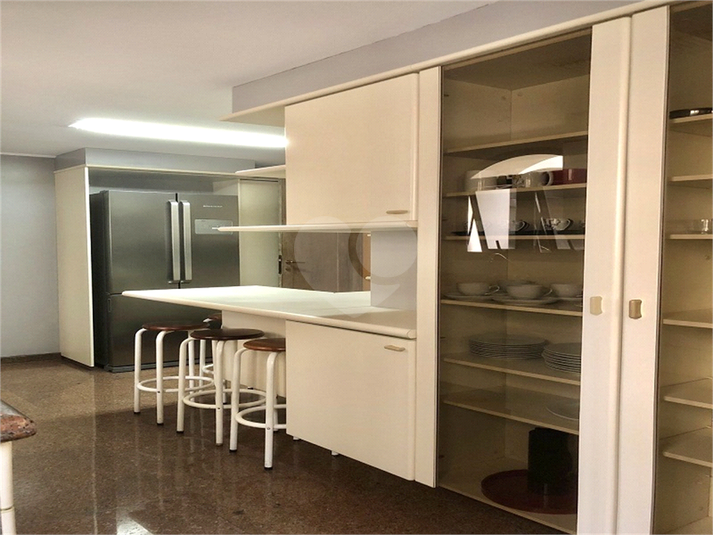 Foto REO1121540
