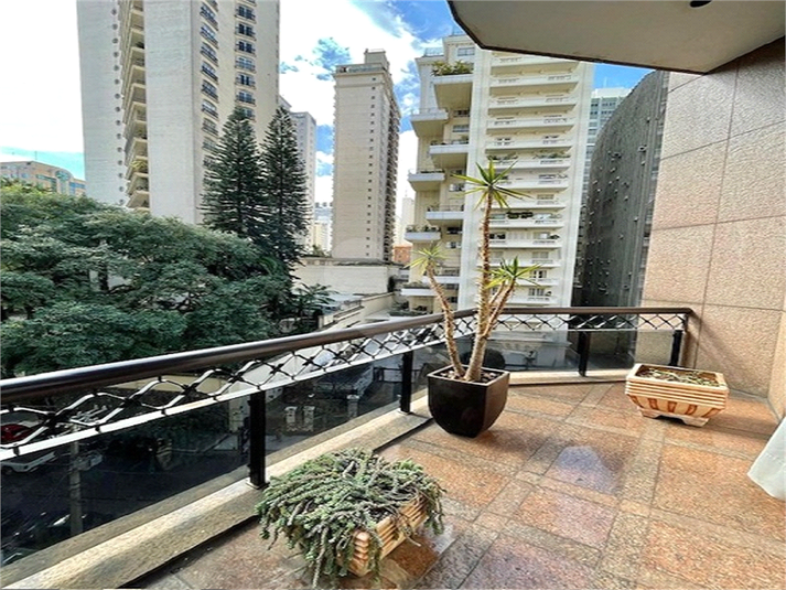 Foto REO1121540