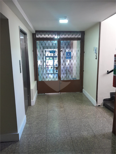 Hall de entrada do prédio