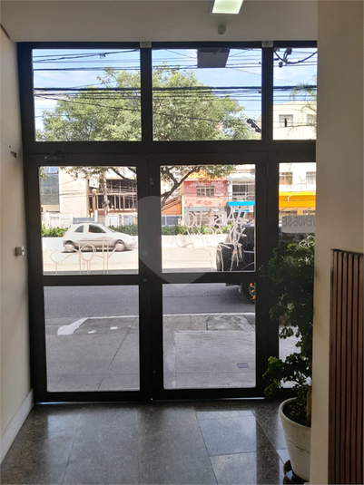 Hall de entrada do prédio