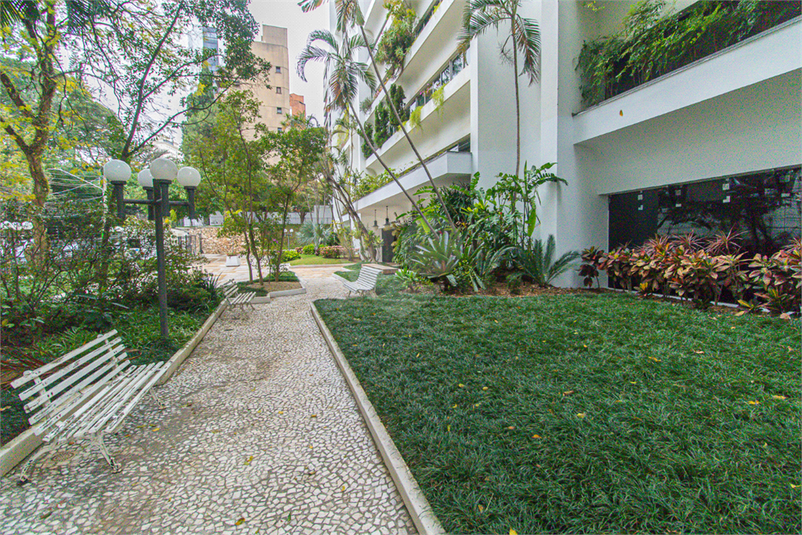 Foto REO1121553