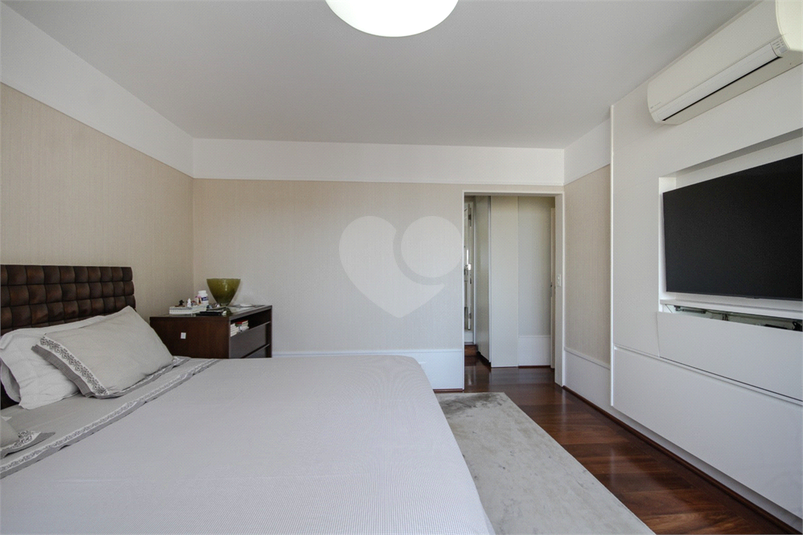 Foto REO1121555