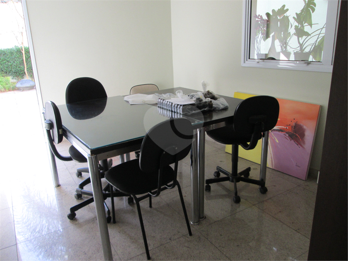 Foto REO1121564