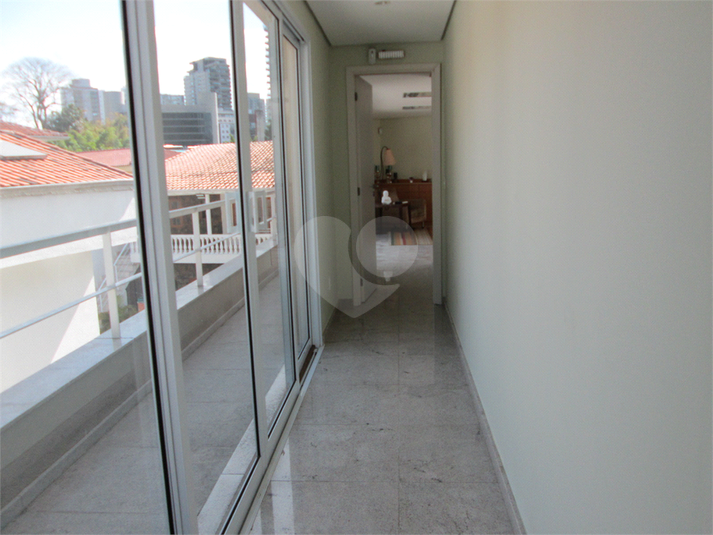 Foto REO1121564