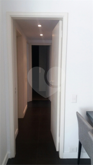 Foto REO112158