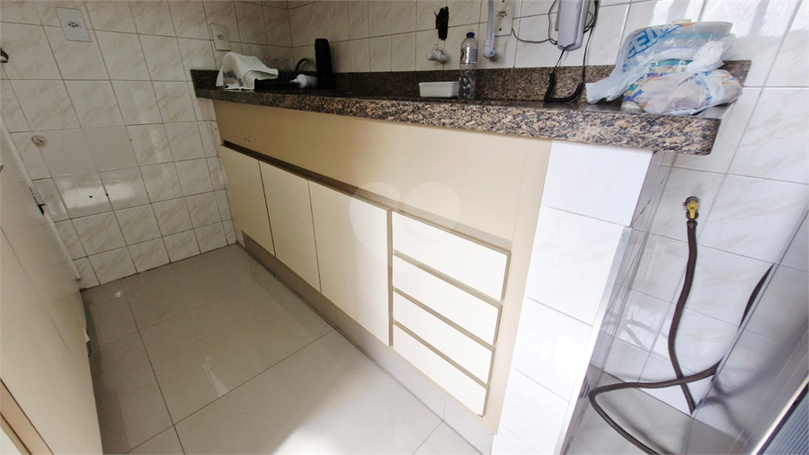 Foto REO1121581