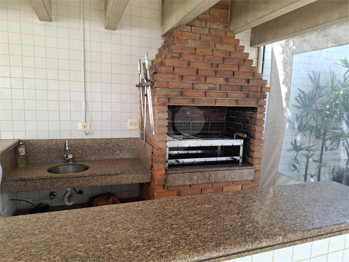 Foto REO1121586