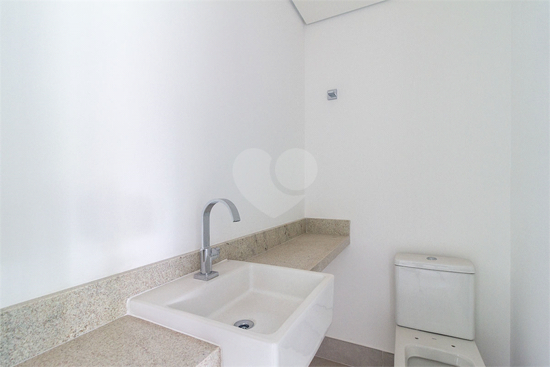 Foto REO1121596