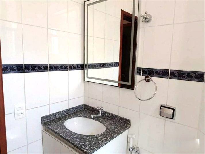 Foto REO1121599