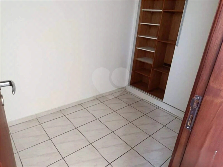 Foto REO1121599