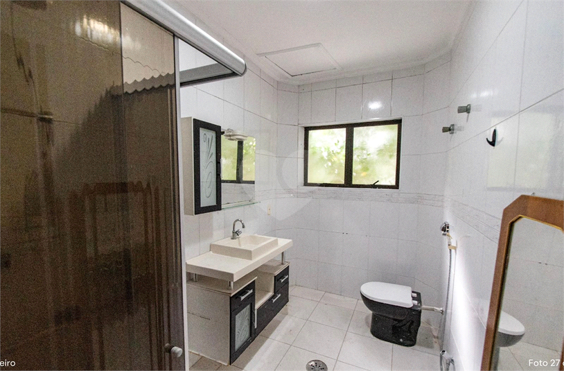 Banheiro social / suporte para os quartos 