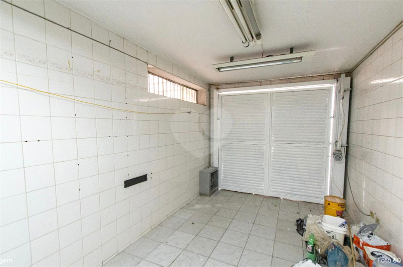 Garagem para 1 carro com portão automático 