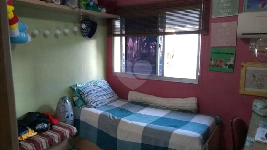 Foto REO1121607
